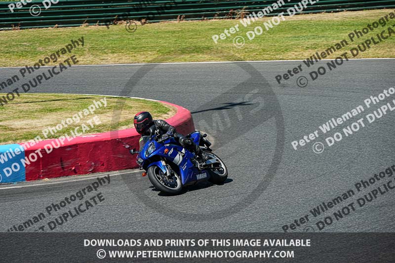 enduro digital images;event digital images;eventdigitalimages;mallory park;mallory park photographs;mallory park trackday;mallory park trackday photographs;no limits trackdays;peter wileman photography;racing digital images;trackday digital images;trackday photos